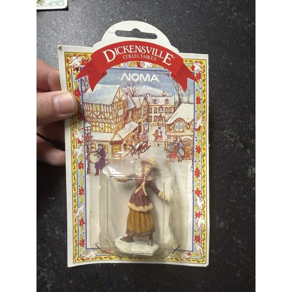 NOMA Dickensville‎ Collectibles Christmas Village Figurines Lot 11 NOS Vintage